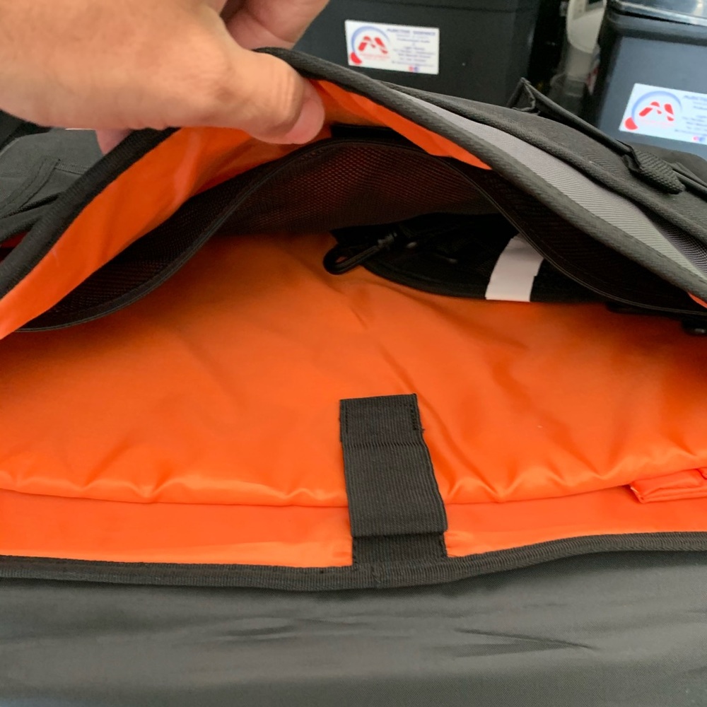 Microsoft Laptop Bag - image 4